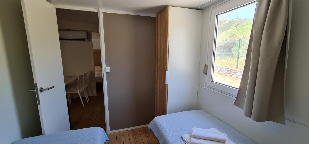 Mobile Home Andreana Jezera Buitenkant foto